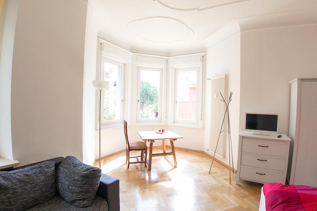 Villa Anita Rooms Bolzano Pokój zdjęcie