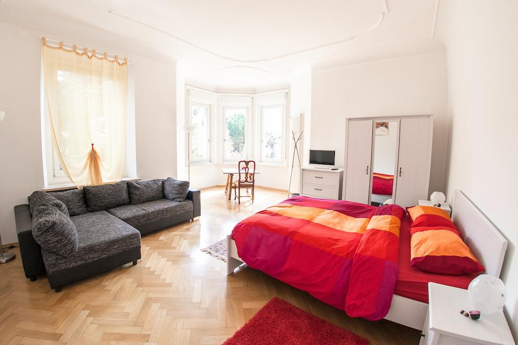Villa Anita Rooms Bolzano Pokój zdjęcie