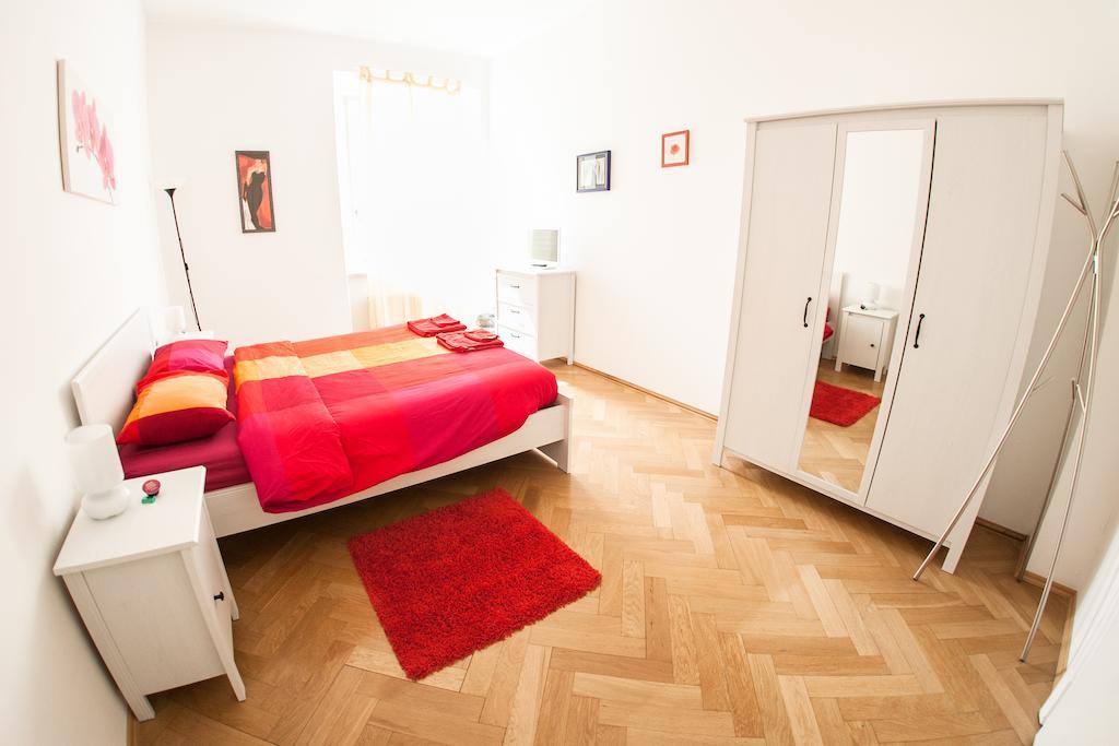 Villa Anita Rooms Bolzano Pokój zdjęcie